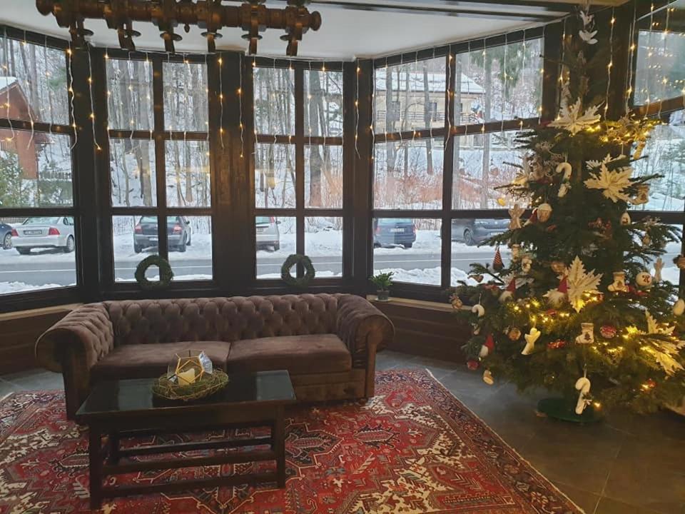 Hotel Regina Sinaia Luaran gambar